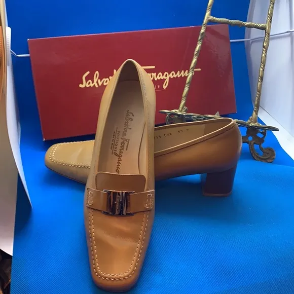 👠 Salvatore Ferragamo yellow leather Shoes heels pumps