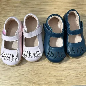 2 pair of Mary Jane Vintage Style Toddler Walkers for Girls sz 7 Tippy Tot Shoes