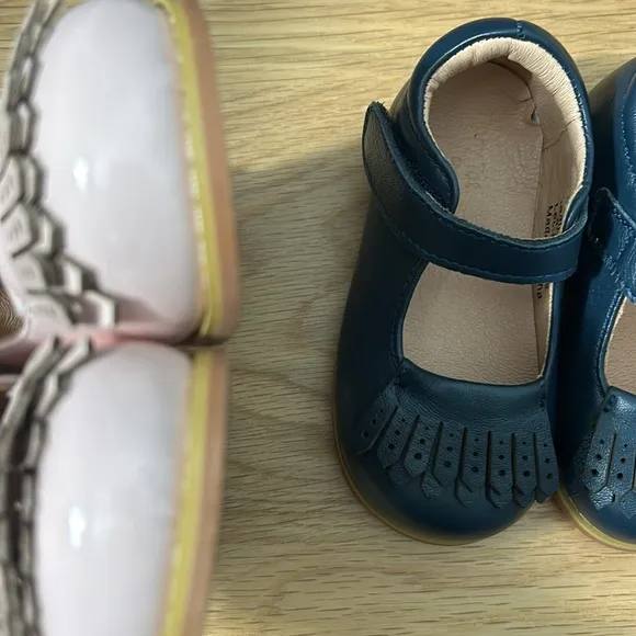 2 pair of Mary Jane Vintage Style Toddler Walkers for Girls sz 7 Tippy Tot Shoes