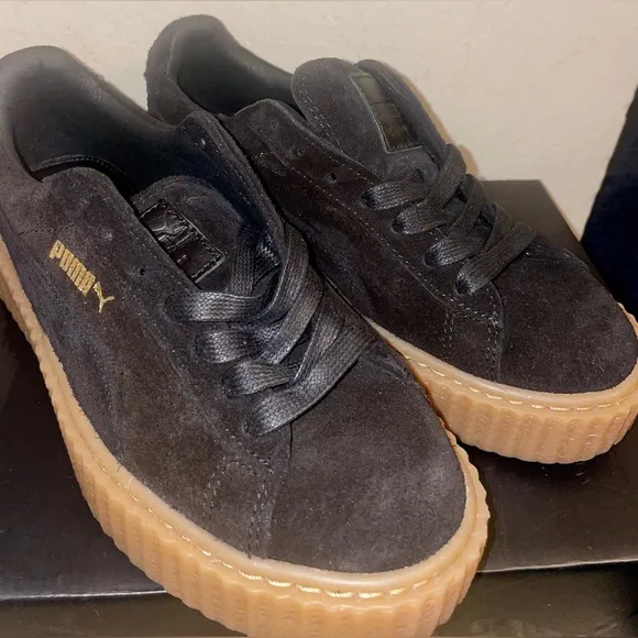 2015 Fenty Creepers in Suede black and Oatmeal size 6
