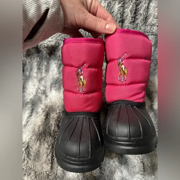 240: Polo Ralph Lauren Todder Girl Snow Boots
