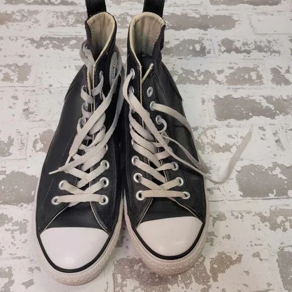 2488 Converse Chuck Taylors Black Leather Men's‎ Size 9
