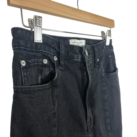 Abercrombie Curve Love Skinny High Rise Center Seam Split Hem Black Size 25L