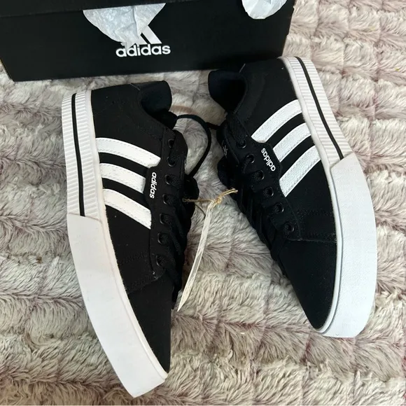 ADIDAS Daily Sneakers size 6