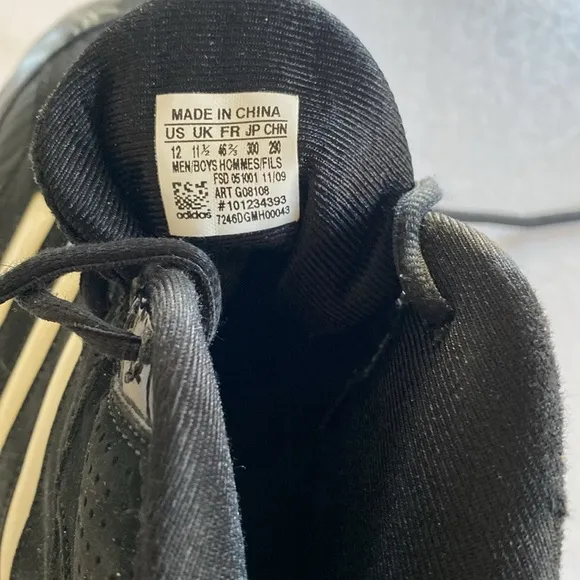 ADIDAS Men’s Black and White Leather Basketball Shoes Art # G08108 Size 12
