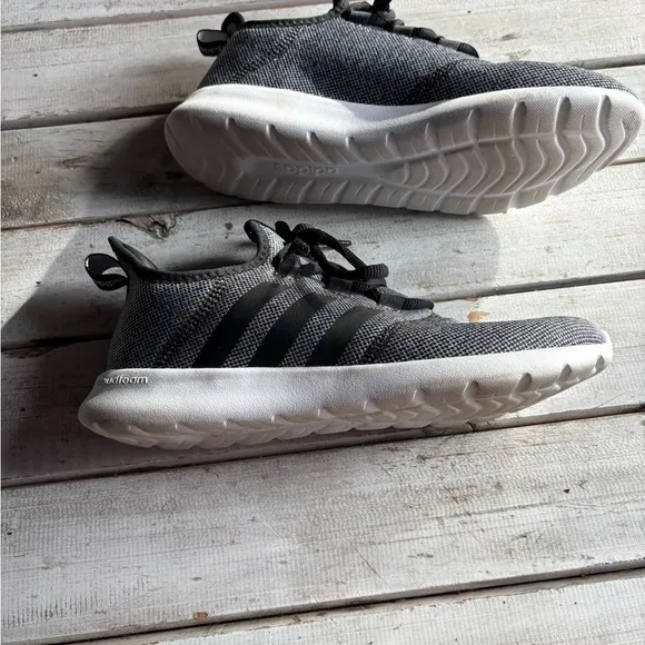 Adidas Men's Gray Running Shoes 9