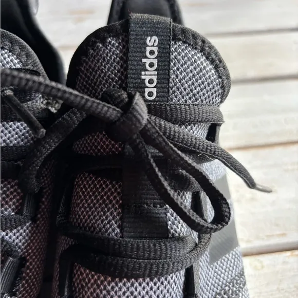 Adidas Men's Gray Running Shoes 9