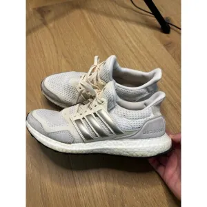 Adidas Ultra Boost Rose Gold Womens Shoes 7.5