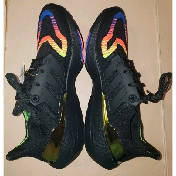 Adidas UltraBoost 22 Running Shoes Black Men's Size 10.5 HQ0965 NWOB