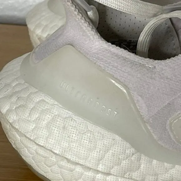 Adidas Ultraboost 22 White Running Shoes Sneakers
