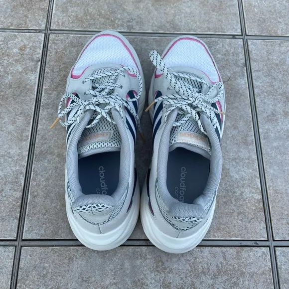 adidas Womens 90s VALASION White Running Shoes EE9907