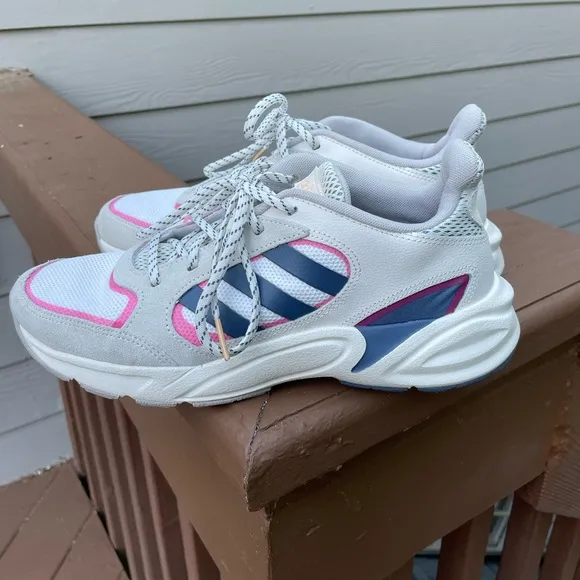 adidas Womens 90s VALASION White Running Shoes EE9907