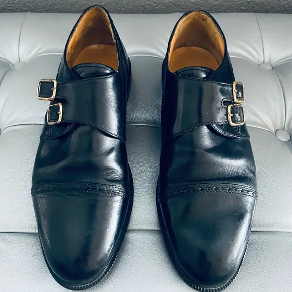 Adolfo Black Leather Shoes w/ Buckle Closure