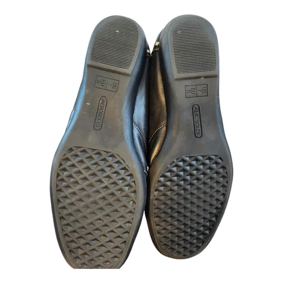 Aerosoles open ended womens sz 7 leather black tassels slip on shoes