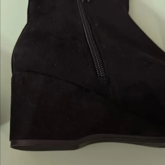 Aerosols NEW wedge Black ankle boot Women's 7.5