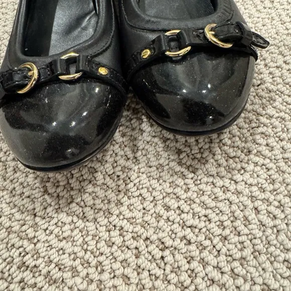 AGL Women's Black Leather Flats