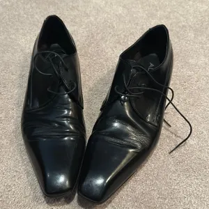Aldo Men’s Patent Leather Tuxedo shoes. Black. Worn only twice. Size 43