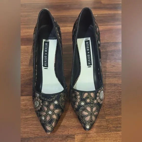 Alice   Olivia Black Women's Heels