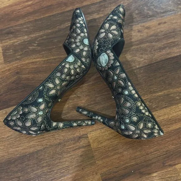 Alice   Olivia Black Women's Heels