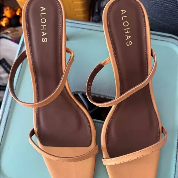 Alohas Cannes strappy orange heels size 41