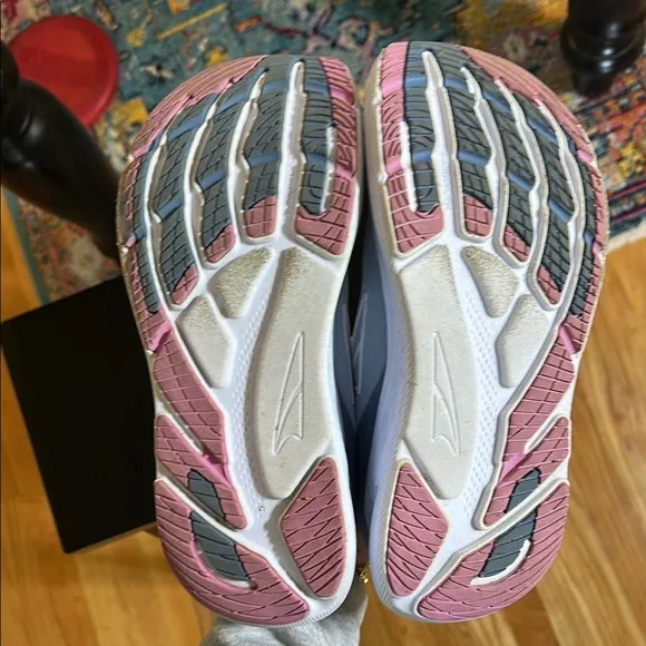 Altra FWD via running shoes