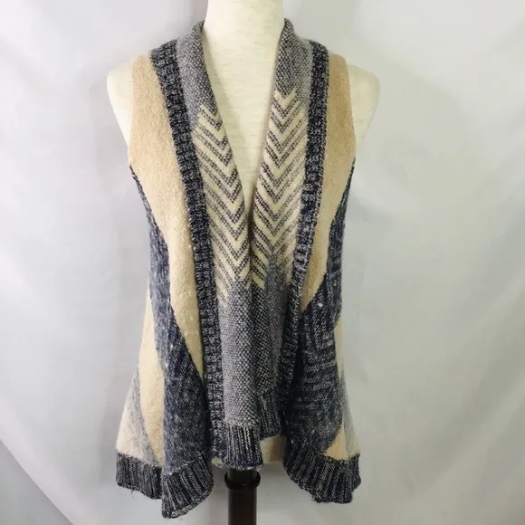 ANTHRO Size XS/S Mabli Sleeping On Snow Vest Cardigan Sweater Boho Ombré Blue