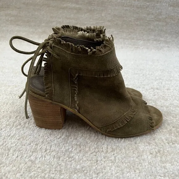 Anthropologie Silent D Gresham Fringe Heels Shoes US 6-6.5 / EU 37