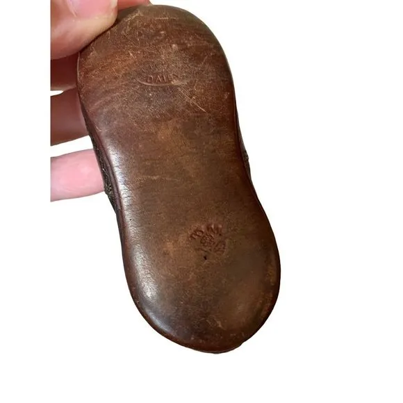 Antique Leather Baby Shoes in Wooden Box Little Daisy