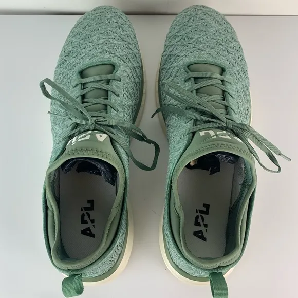 APL Athletic Propulsion Labs Men's Green Techloom Phantom Running Shoes Size 14