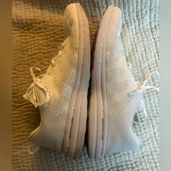 APL Techloom Pro running shoes size 13
