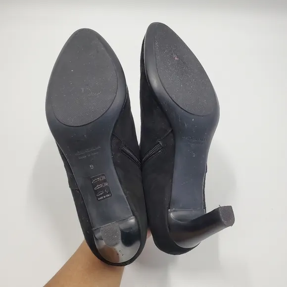 Aquatalia Black Suede Shooties Ankle Boots Zip