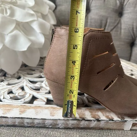 Aquatalia Leather Ankle Boots Women’s 8.5 NEW