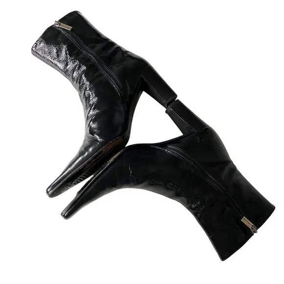 Aquatalia Vintage Patent Leather Ankle Boots Made in Italy Sz 8 Modern City Chic