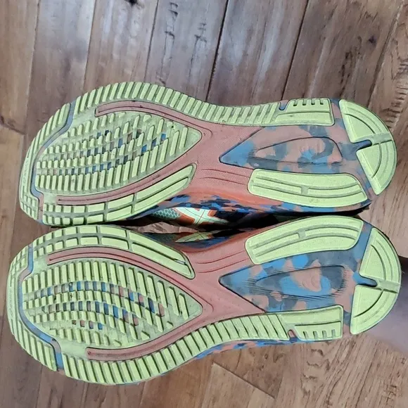 ASICS Gel-Noosa Tri 12 mens running shoes