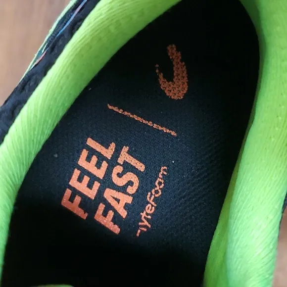 ASICS Gel-Noosa Tri 12 mens running shoes