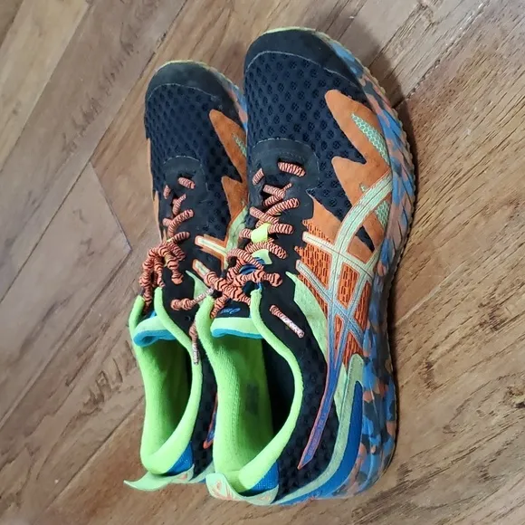 ASICS Gel-Noosa Tri 12 mens running shoes