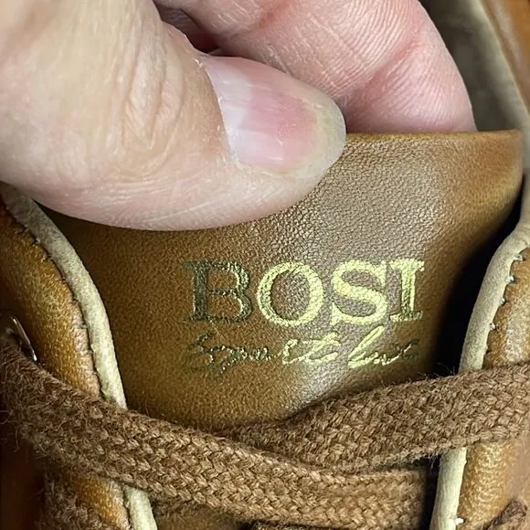(B2) BOSI, women's leather tennis shoes, size 38/7 USA