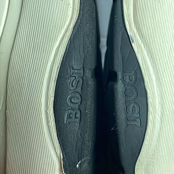 (B2) BOSI, women's leather tennis shoes, size 38/7 USA