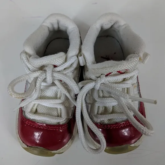 Baby Nike Air Jordans Sz 4c