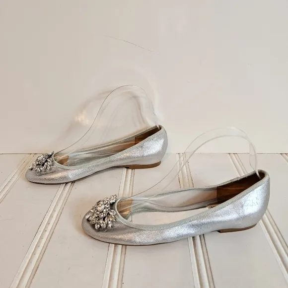 Badgley Mischka Ballet Flats Womens 7 Bianca Silver Leather Rhinestone Shoes