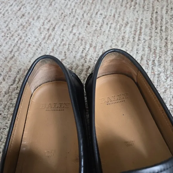 Bally Black Loafers Sleek Slip-On Design