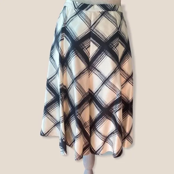 BANANA REPUBLIC Silk Midi Skirt