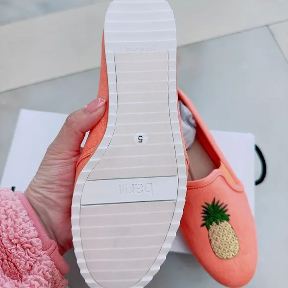 Bar lll  Opal Pineapple Slip-On Shoes Flats and Loafers/NWB