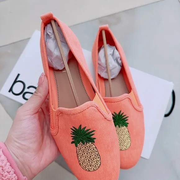 Bar lll  Opal Pineapple Slip-On Shoes Flats and Loafers/NWB