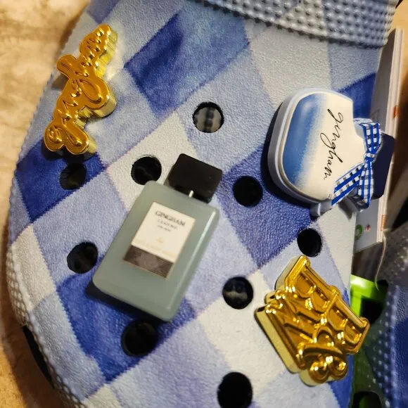 Bath &amp; Body Works x Crocs Women's Classic Size 8 Clog Blue White Gingham Jibbitz