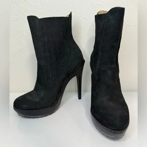 BCBGMAXAZRIA Virginia black suede high heel ankle boots, size 8