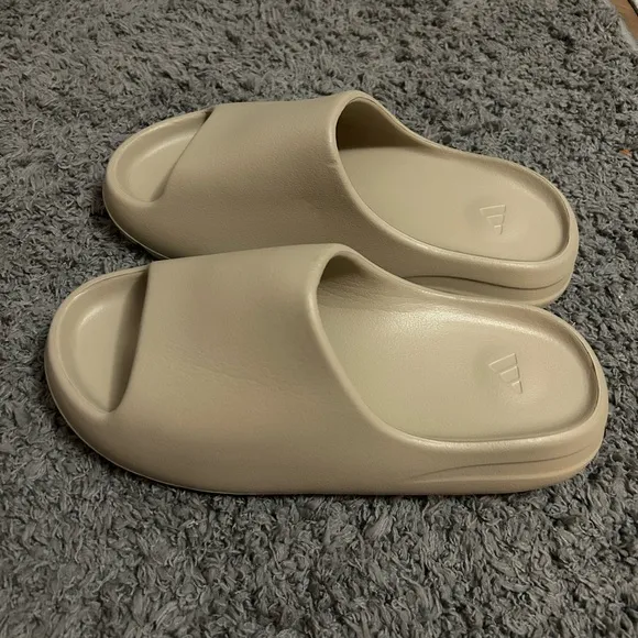 Beige Yeezy Slide Sandals