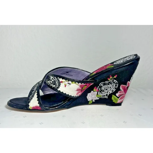 BEVERLY FELDMAN 8 Floral Wedge Sandals Embroidered High Heels Slip RARE Vintage