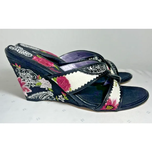BEVERLY FELDMAN 8 Floral Wedge Sandals Embroidered High Heels Slip RARE Vintage