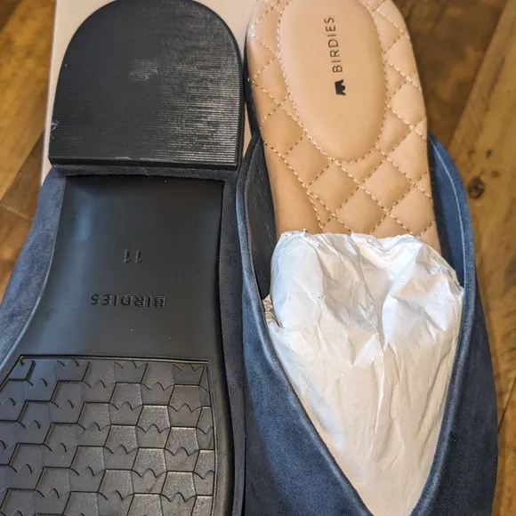 Birdies The Swan In Midnight Suede Flats Slides